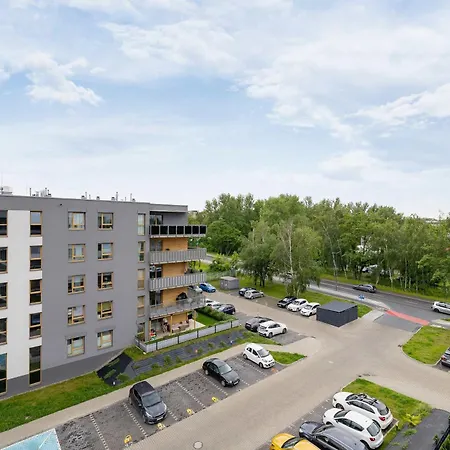 Przestronny W Zielonej Okolicy Parking By Renters *