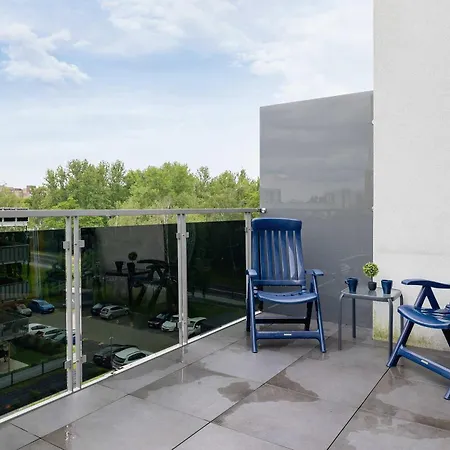 Przestronny W Zielonej Okolicy Parking By Renters * Sosnowiec