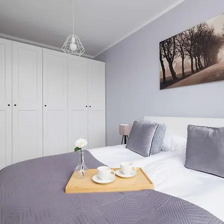 Przestronny W Zielonej Okolicy Parking By Renters Apartmán