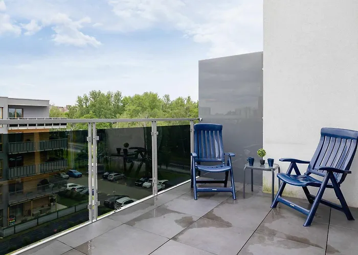 Przestronny W Zielonej Okolicy Parking By Renters * Sosnowiec